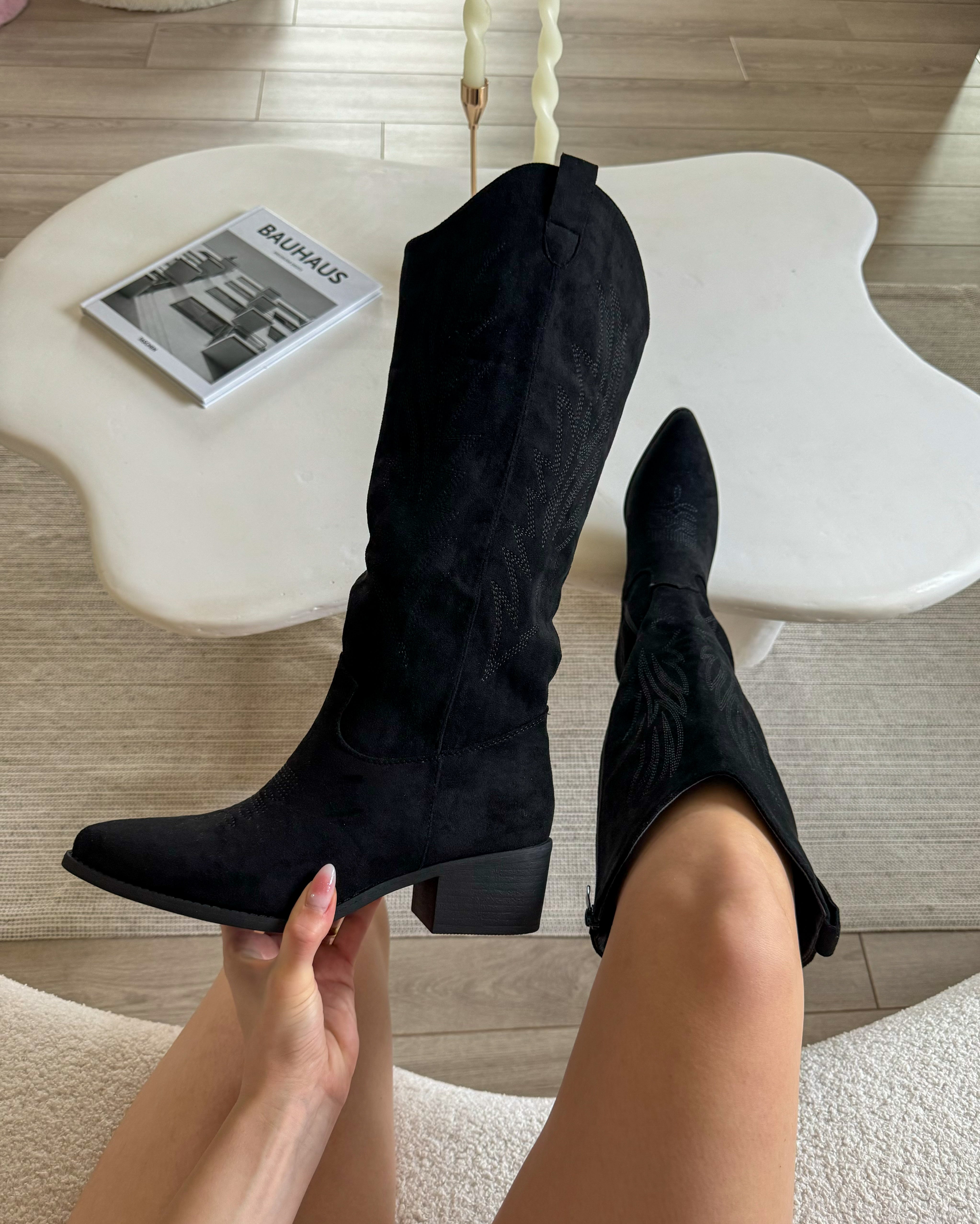 BROOKE - Bottes santiags noires style cowboy à bout pointu - Mode Femme | Cassy