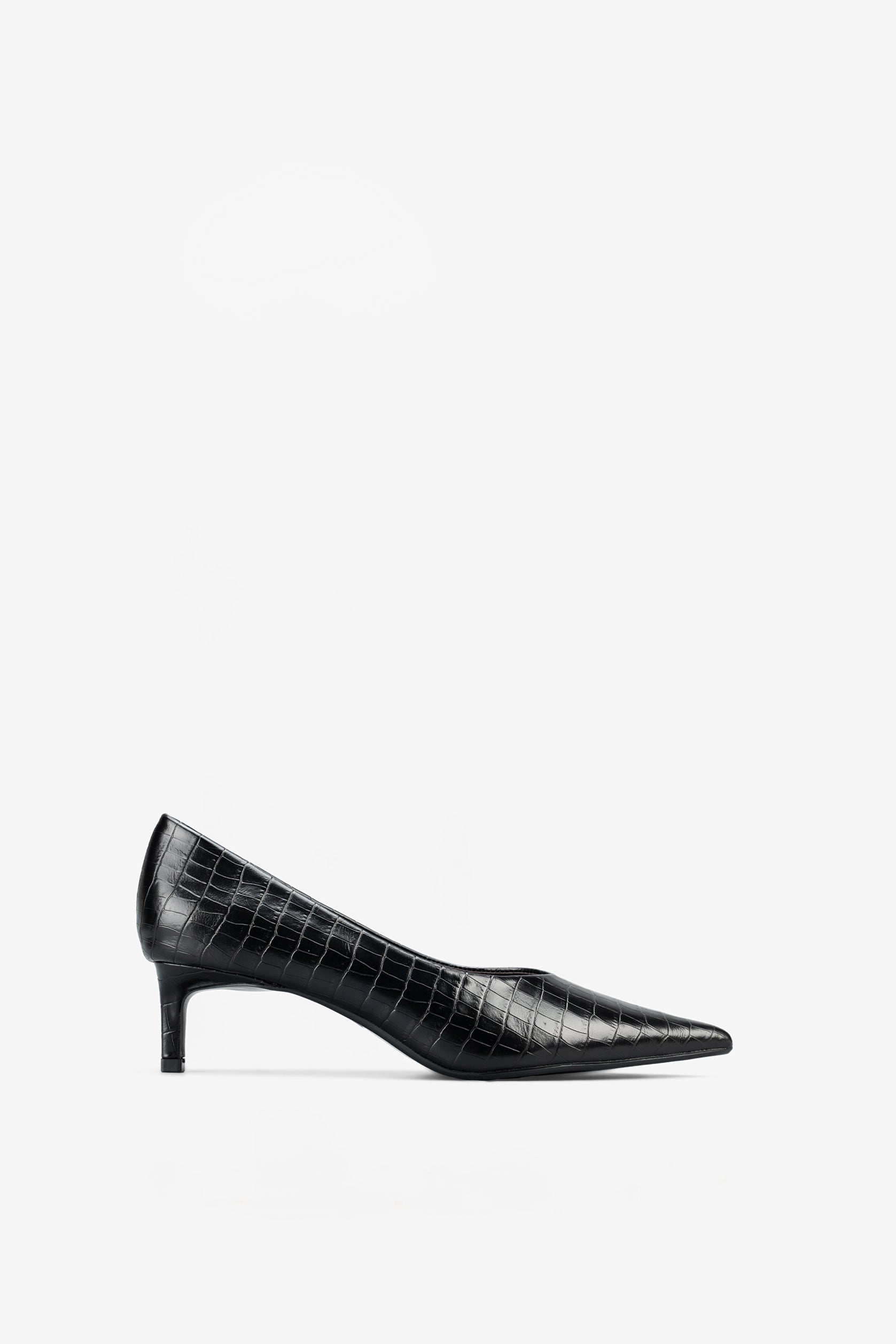 Céleste Pumps in Krokodillederoptik Schwarz