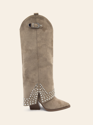 IRIS – Gamaschen-Cowboystiefel aus khakifarbenem Wildleder im Cowboy-Stil mit Nietendetails