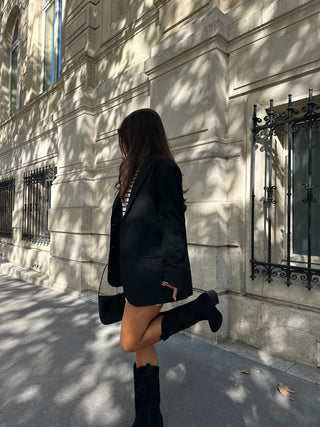 APRIL - Bottes santiags noires à motifs brodés style cowboy - Mode Femme | Cassy