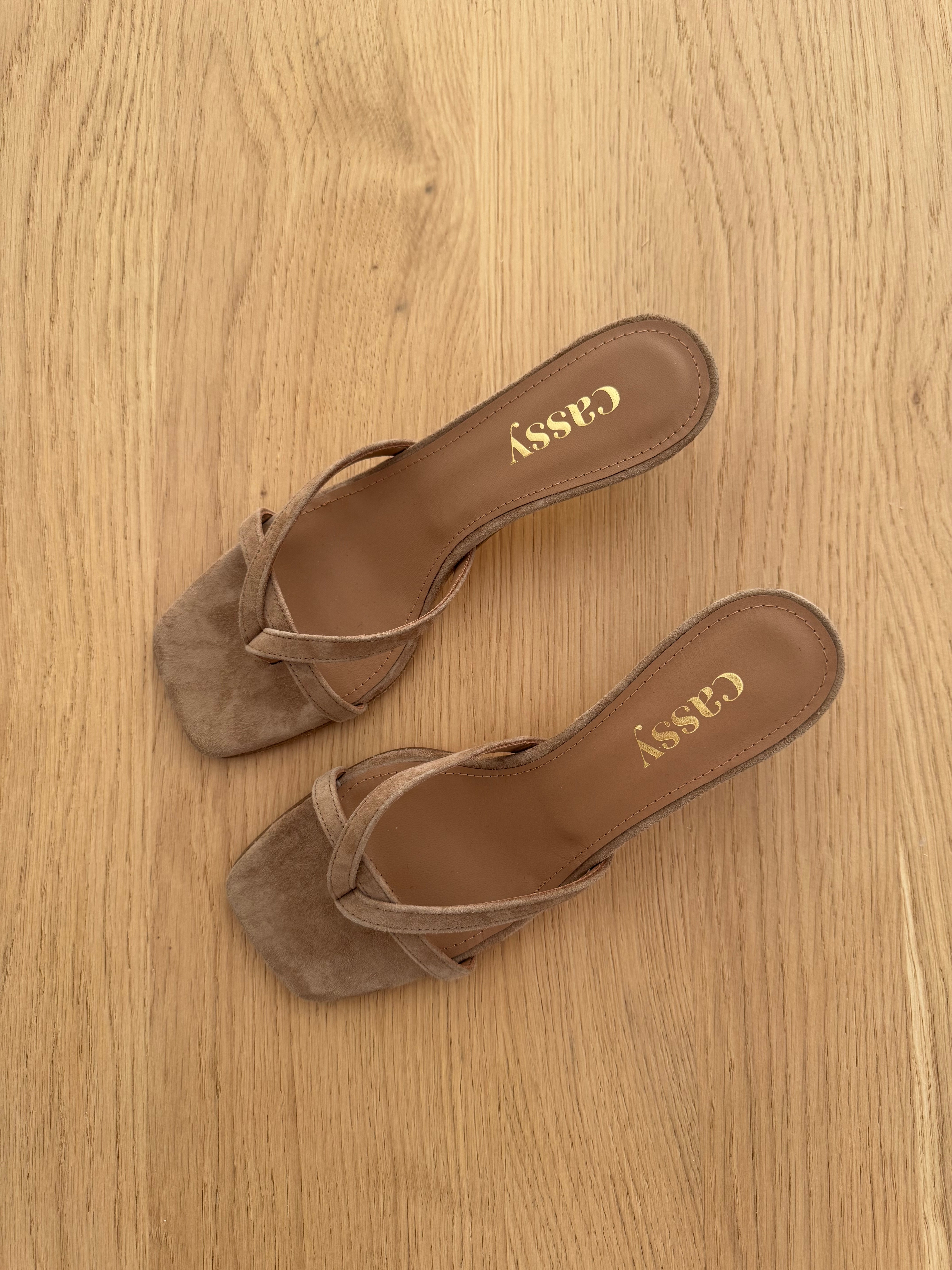Chiara Mules Daim Beige - Mode Femme | Cassy