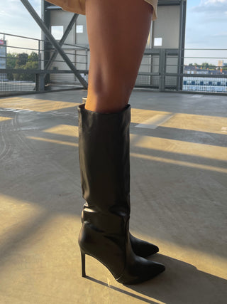 EMILY - Bottes noires minimalistes à bout pointu avec zip - Mode Femme | Cassy