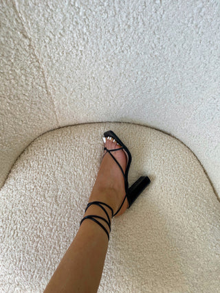 KIM - Sandales noires à lacets et talons bloc - Mode Femme | Cassy
