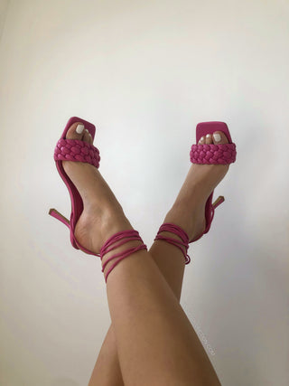 Sandales roses à lacets et sangles tressées - Mode Femme | Cassy